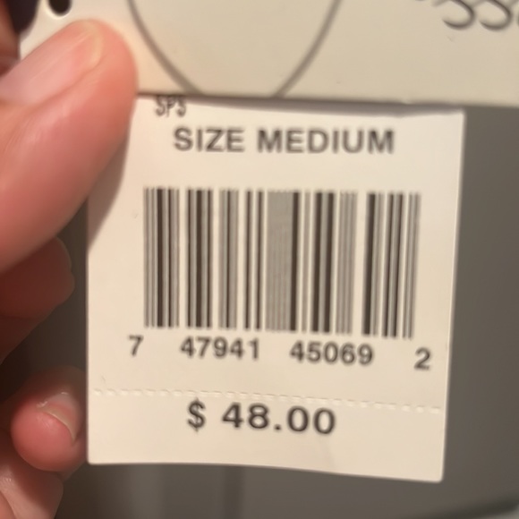 Speechless Navy Dress size Medium. Embroidery on sheer sleeves knee length. NWT - Picture 4 of 4